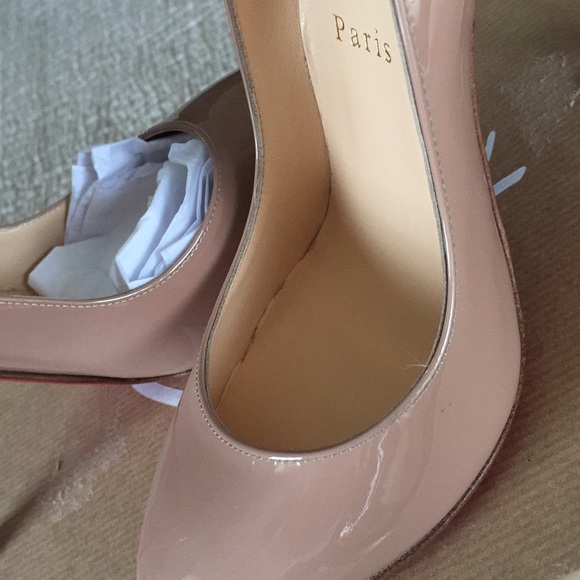 Christian Louboutin Merci Allen Pumps - Picture 5 of 8